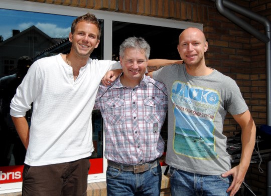 Lars Martinsen, Anders Halvorsrød og Øyvind Larsen i Corner of First & First går spennende tider i møte. Eirik Nordberg var ikke til stede lørdag. (Foto: Adrian Sellstrøm)