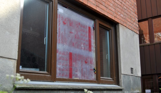 Tyvene tok seg inn via dette vinduet. (Foto: Glenn T. Nilsen)