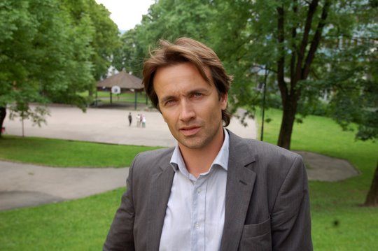 Både Barneombudet (Reidar Hjermann) og Alarmtelefonen for barn og unge går ut med tips om hvordan man kan snakke med barn om det som har skjedd. (Pressefoto)